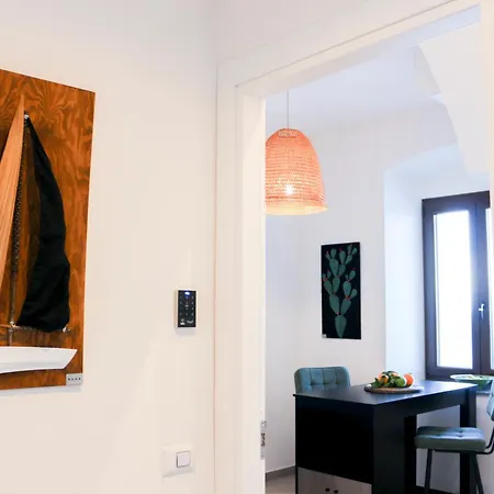 Palazzo Cettina Sul Mare צ'פאלו