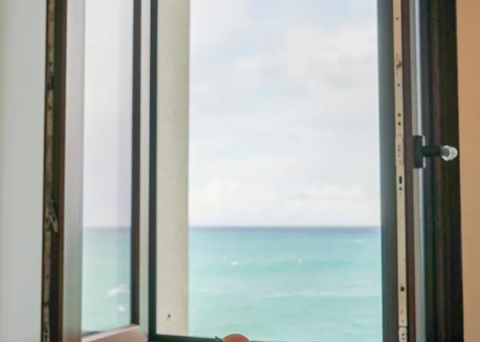 דירה Palazzo Cettina Sul Mare *