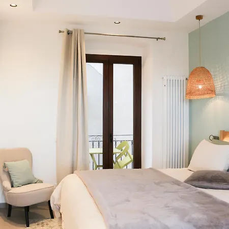 Palazzo Cettina Sul Mare Apartman *